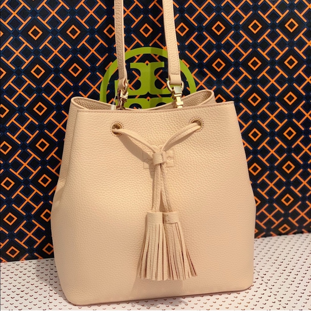 Thea Bucket Bag
